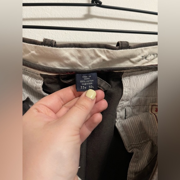 J. Crew - Men’s 100% Faded Broken-In Classic Fit Green/Grey Chino - 33W30L - Picture 4 of 5